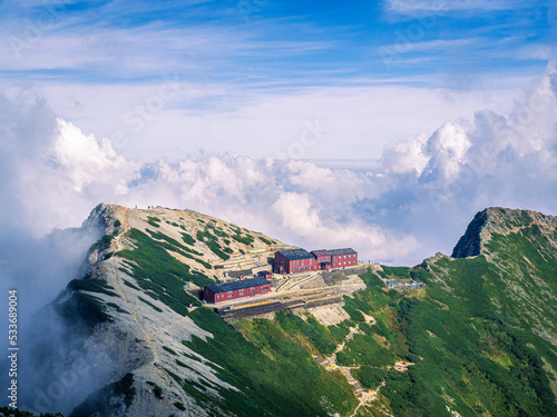 Wallpaper Mural 唐松岳頂上山荘の風景 Torontodigital.ca