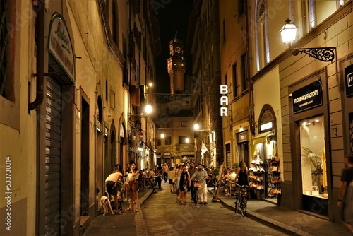 Obraz na płótnie street at night, Florence, Italy w salonie