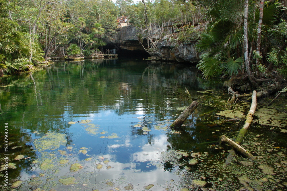Cenotes, cuevas y cavernas de la Península de Yucatán, turismo sustentable