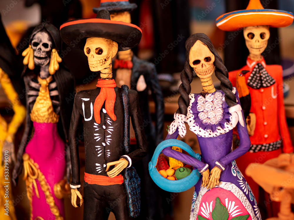 Alfeniques y catrinas del día de muertos, tradiciones de México. Stock ...