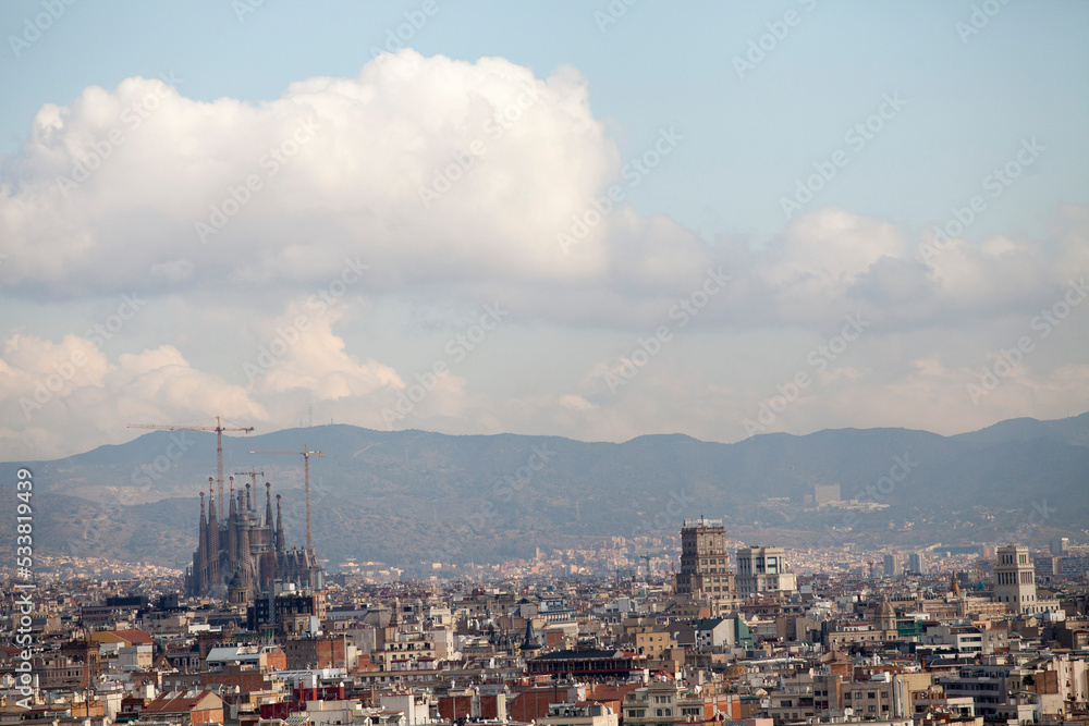 Obraz premium cityscape of church of sacred family, sagrada familia, temple, Barcelona