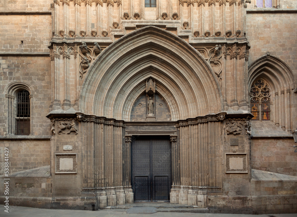 Doors of Saint Ivo at the northern side and former main entrance to Barcelona Cathedral,Detail of interior of Barcelona Cathedral