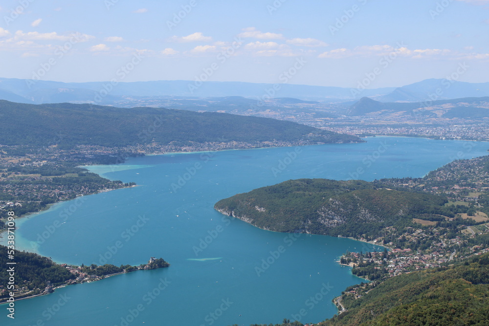 Vacances en France 2022 en montagne, au bord de la mer