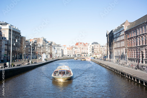 Agua en Ámsterdam photo