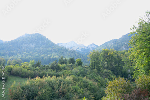 : Mount Pilatus and the valley station in Alpnachstad lie in the heart of Switzerland and are very well connected. They are conveniently reached by car, train or boat trip. © nurten