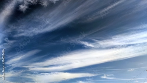 Obraz na plátně High cirrus clouds in the sky
