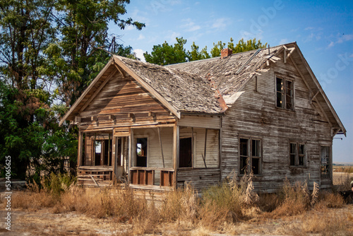 Old Abandoned House © Dylan