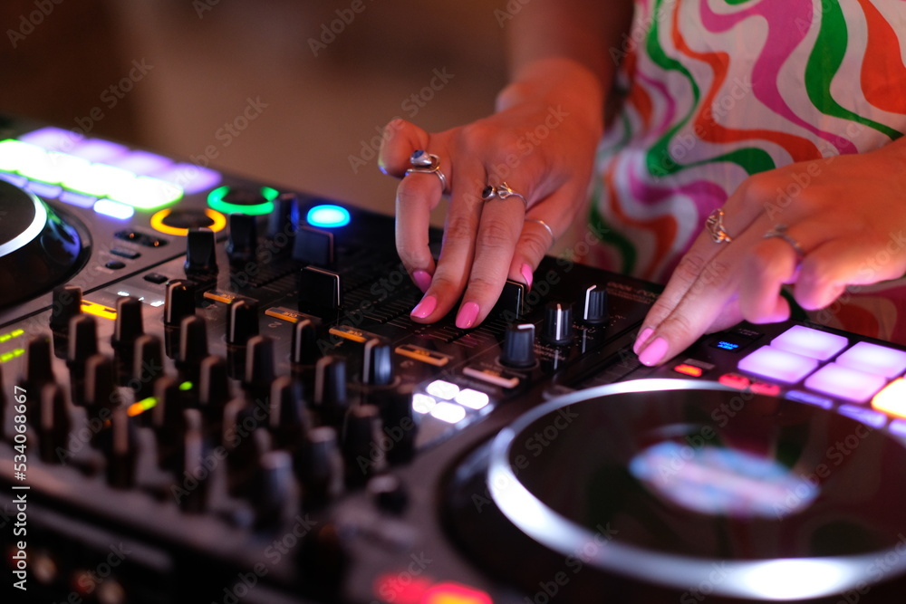 DJ am Deck