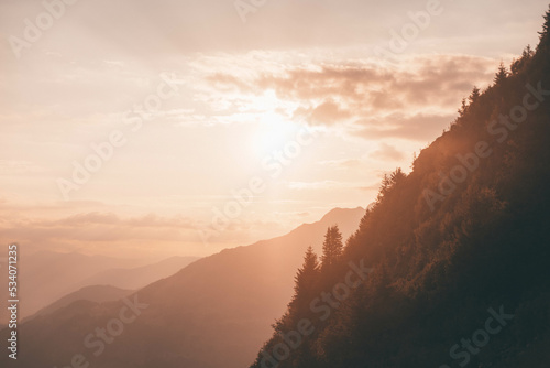 Obraz na płótnie Sonnenaufgang in den Alpen w salonie