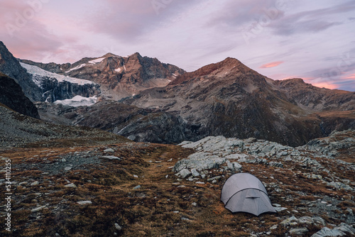 Obraz na płótnie Berglandschaft in den Alpen w salonie