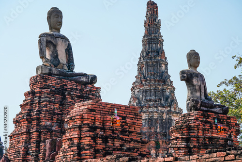 Slika na platnu Inside Chaiwatthanaram, Ayutthaya, Thailand, where only the ruins remain because