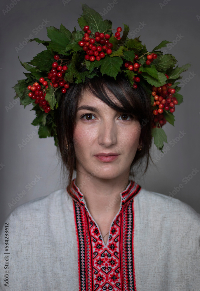 Ukrainian woman - obrazy, fototapety, plakaty 