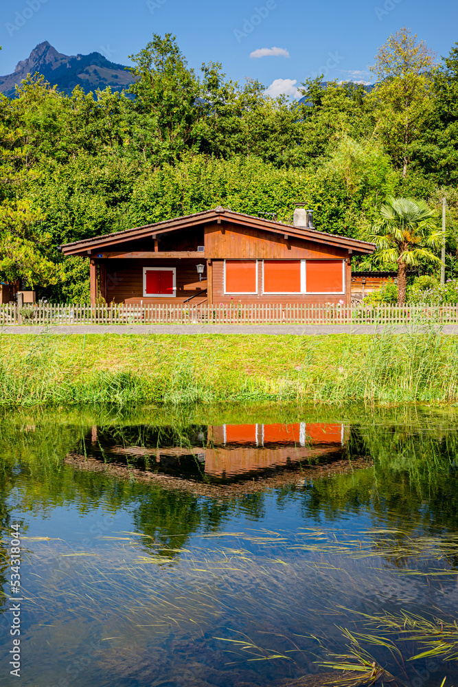 Obraz premium Balade le long du Grand Canal de Noville