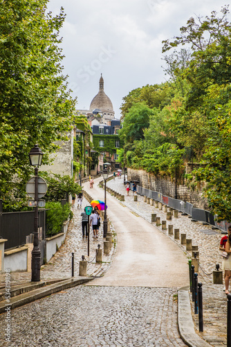 Canvas Print Narrow streets in Europe while sightseeing and traveling