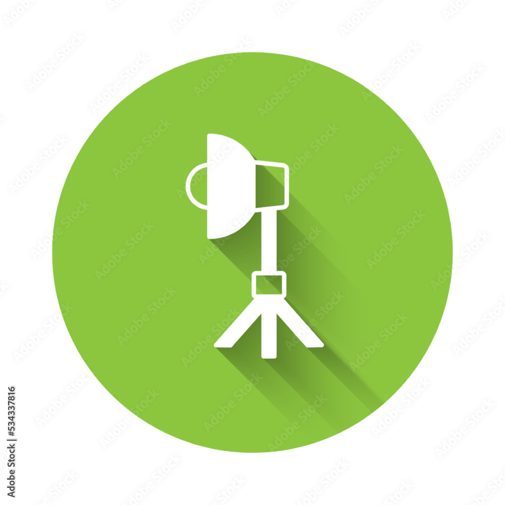 White Studio light bulb in softbox icon isolated with long shadow. Shadow reflection design. Green circle button. Vector White Studio light bulb in softbox icon isolated with long shadow. Shadow reflection design. Green circle button. Vector