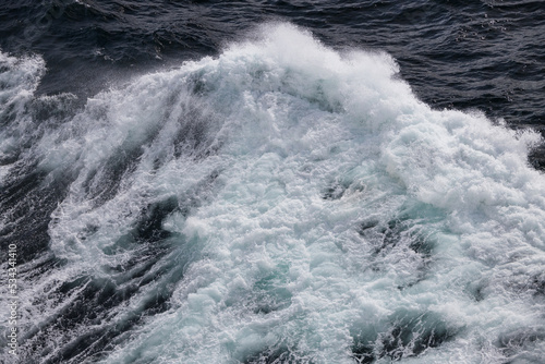 Waves in the ocean from a ship 