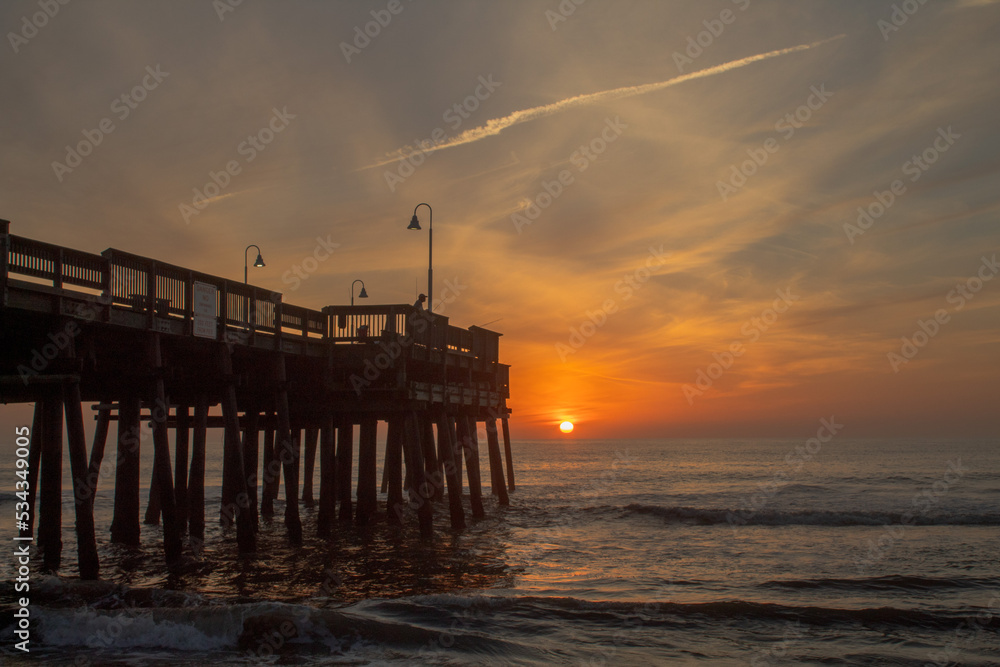 Fototapeta premium sunrise on the beach