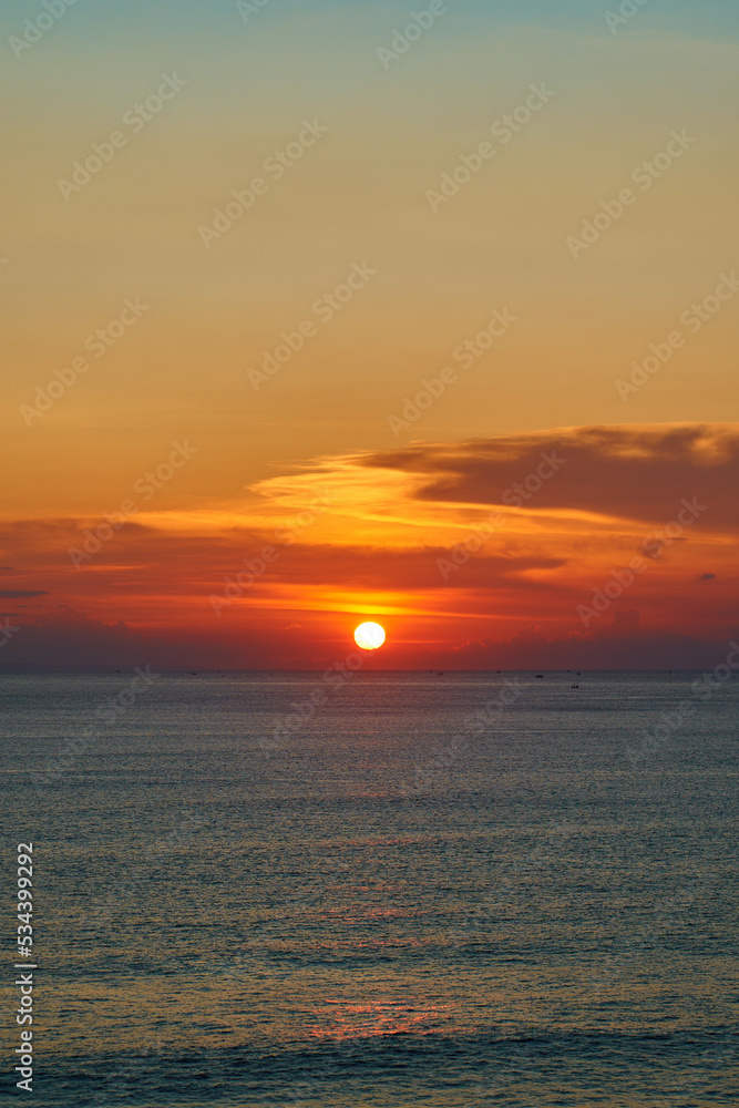 Fototapeta premium sunset over the sea