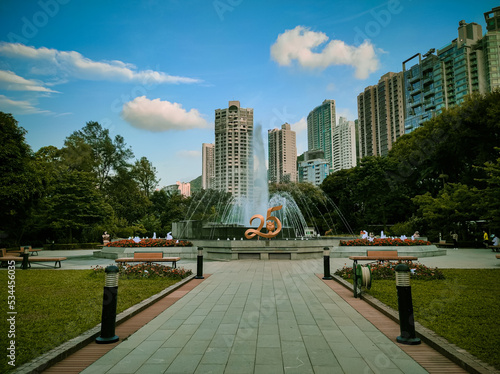 Photography Fountain in the middle of the Botanical and Zoological Gardens
