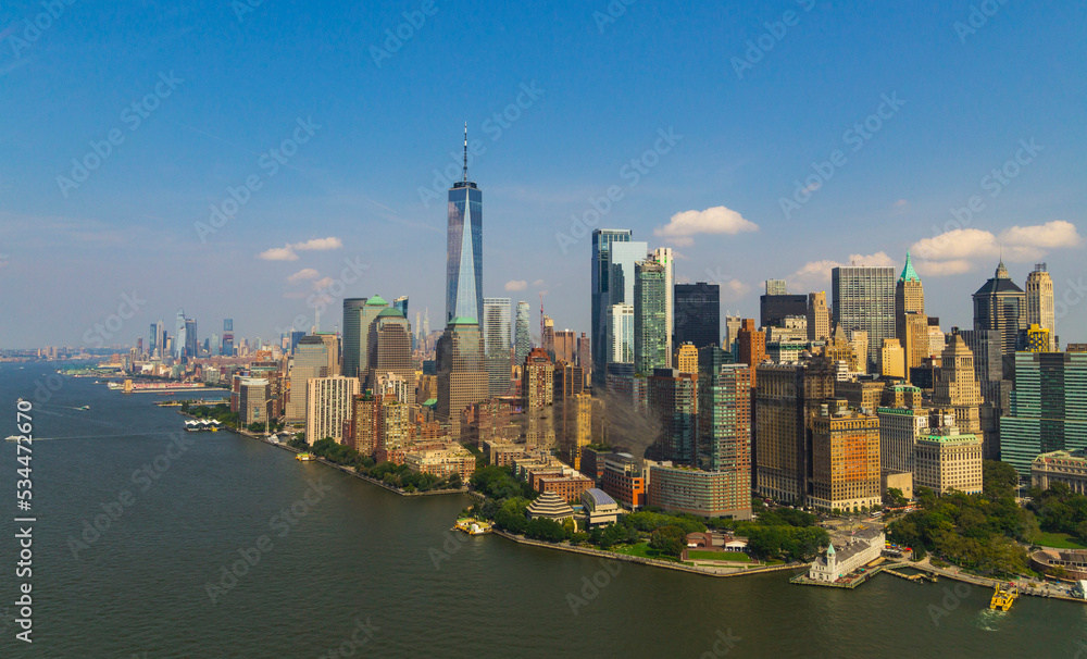 Obraz premium Helicopter flight over New York