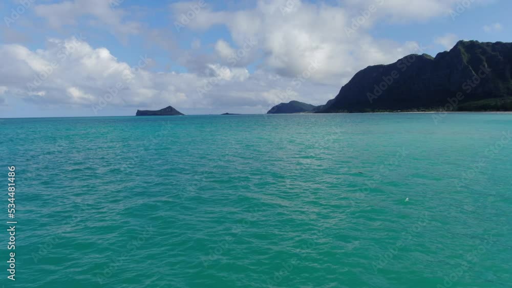 Drone pushing in towards Rabbit island (Manana Island) Seabird Sanctuary on the East side of Oahu, Hawaii. Drone pushing in towards Rabbit island (Manana Island) Seabird Sanctuary on the East side of Oahu, Hawaii.