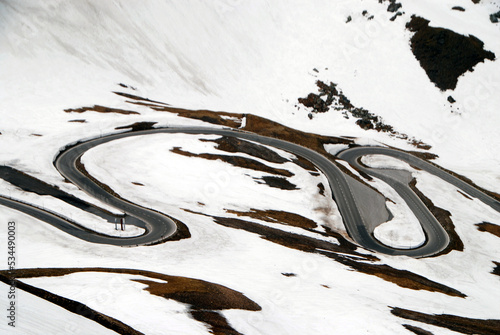 Tablou pe pânză Grossglockner Hochalpenstrasse, a famous mountain road in the austrian alps, in