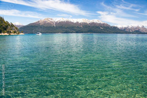 lago y montaña