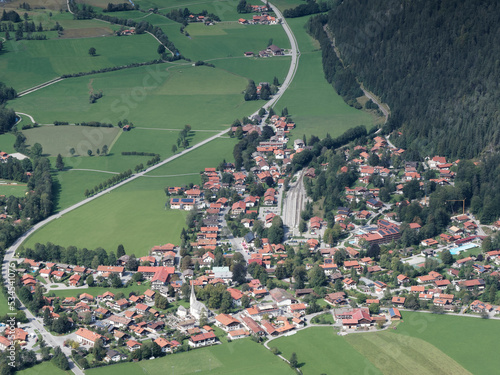 Bayerische Berglandschaft - Bayrischzell, gemeinde im Oberbayern am Fuße des Wendelsteinmassivs in den bayerischen Alpen photo