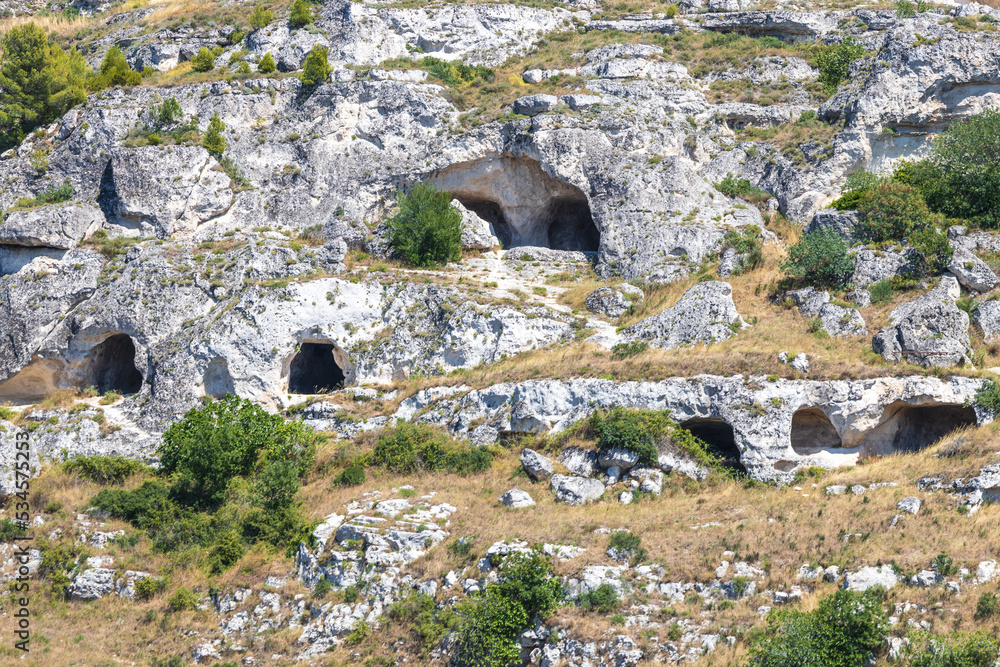 Höhlenwohnungen in Matera in der Basilikata in Süditalien