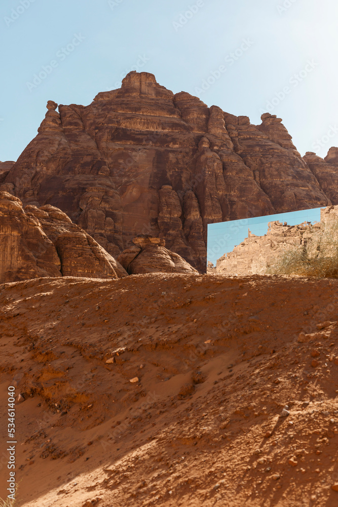 Fototapeta premium mirrors in the saudi arabian desert