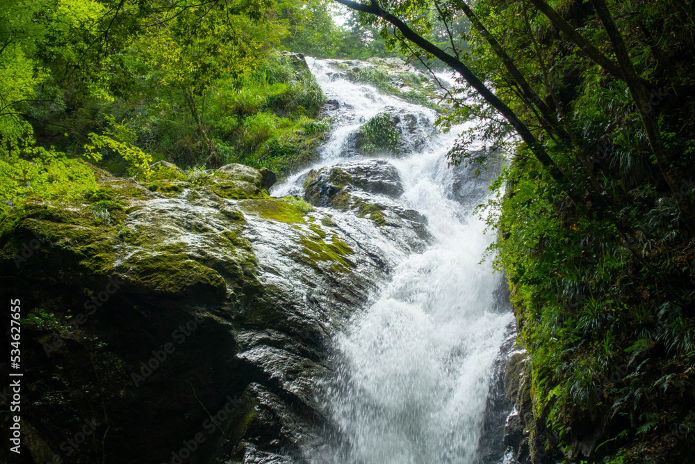 百間滝流れ込み