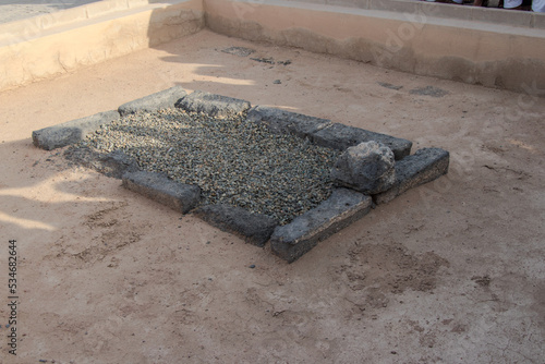 Canvas Print Grave of Uthman ibn Affan in Jannat Baqi Cemetery