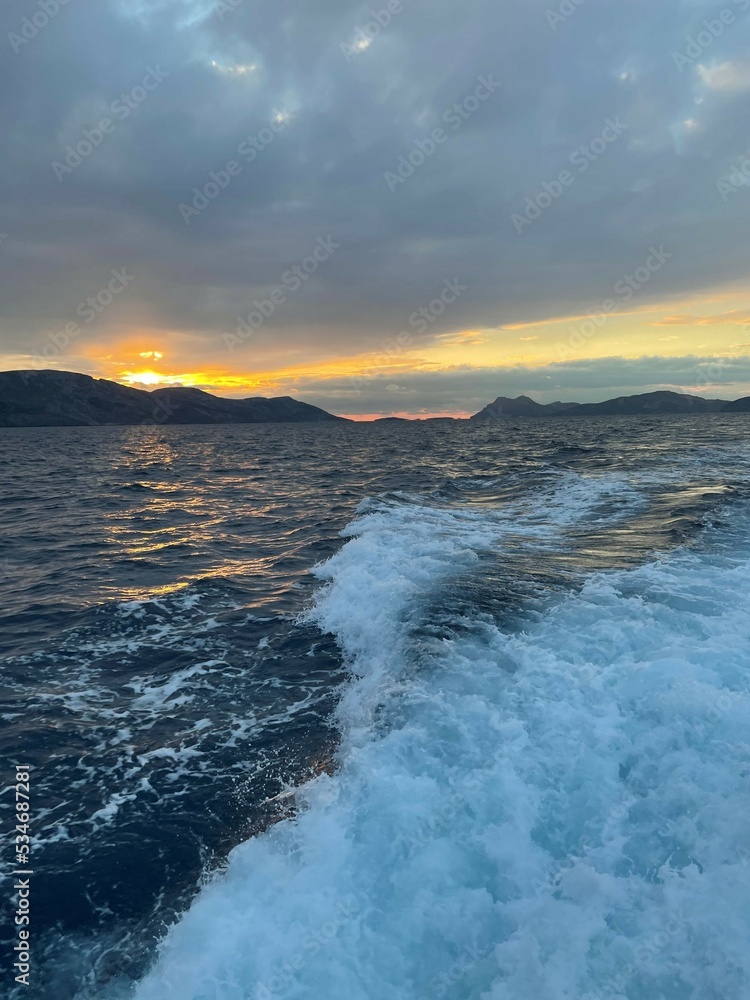 Fototapeta premium Beautiful Sunset in Greece.
