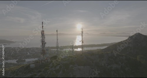 Alcudia Montañas antenas repetidor tv estilo holliwood 50fps (Formato D-log para edición y corrección de color profesional)
 photo