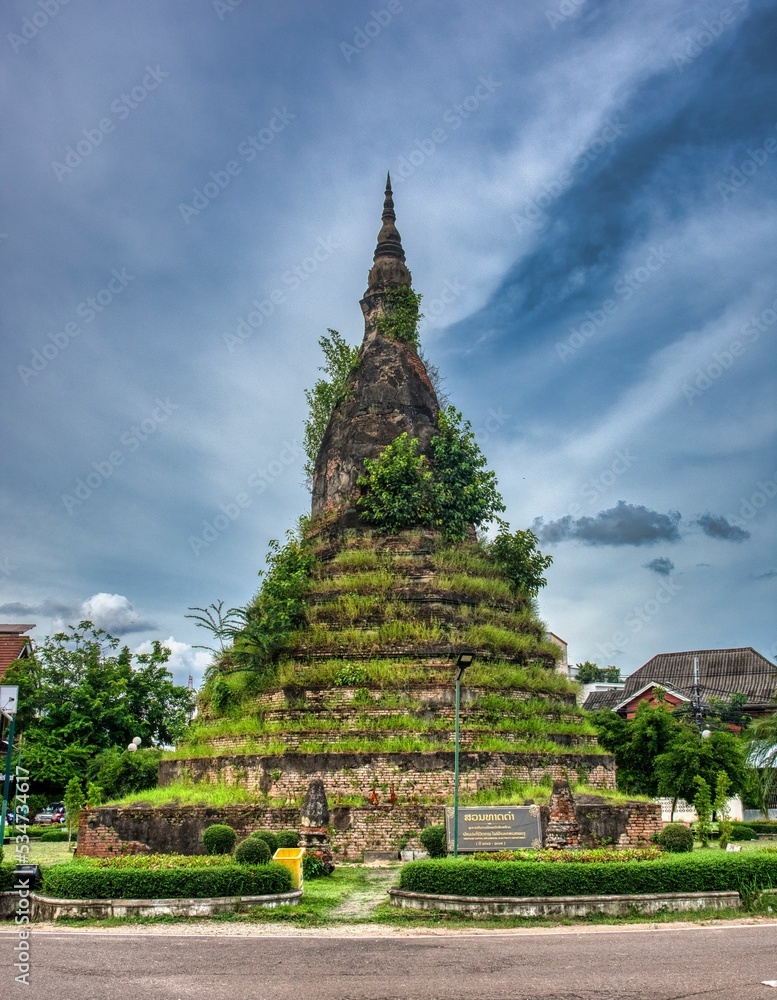 Fototapeta premium That Dam Stupa in Vientiane City, Lao PDR South East Asia, HDR Picture, High quality photo