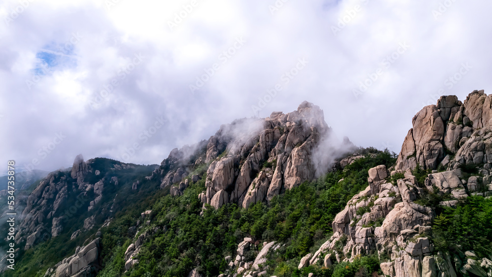 The beautiful natural scenery of Laoshan Mountain in Qingdao