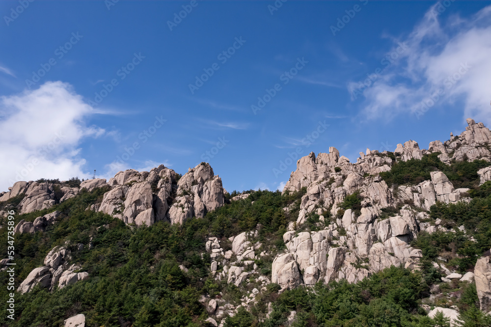 The beautiful natural scenery of Laoshan Mountain in Qingdao