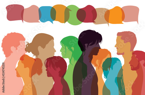 Multiethnic communication. Confusion and disorganisation. Globalisation and speech bubbles. Multicultural population. People talk in crowds.