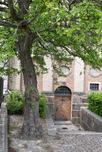 Fototapeta Naklejka Na Ścianę i Meble -  Kircheneingang in Kopenhagen
