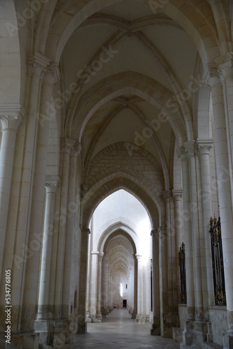 Arcs de l'abbaye de Pontigny en Bourgogne. France