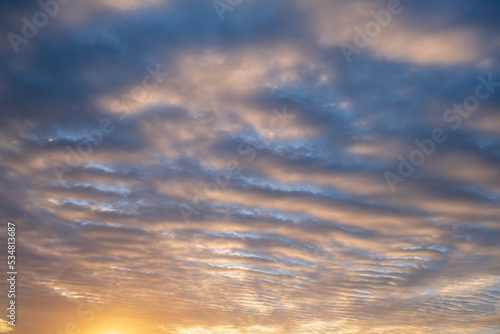 Fototapeta Naklejka Na Ścianę i Meble -  Beautiful orange sun rise and clouds
