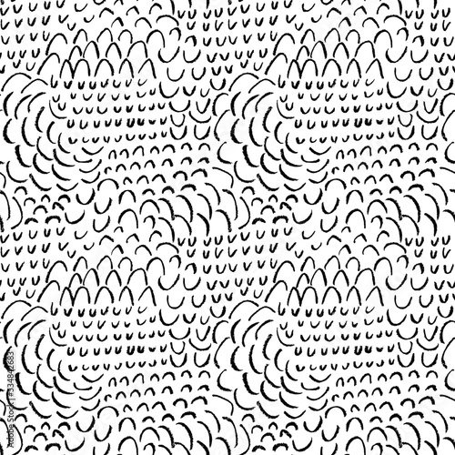 Sketchy arches vector seamless pattern. Hand drawn doodle abstract background with linear arches. Geometrical fish scale ornament. Japanese simple style pattern. Pencil drawn doodle print.