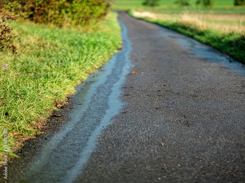 Große Pfützen nach Starkregen © focus finder