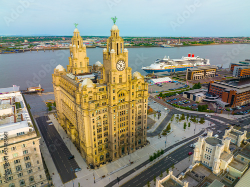 Canvas-taulu Royal Liver Building was built in 1911 on Pier Head in Liverpool, Merseyside, UK