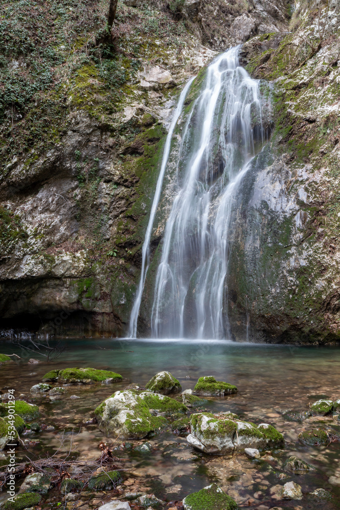 Fototapeta premium detail of waterfall on mountain canyon