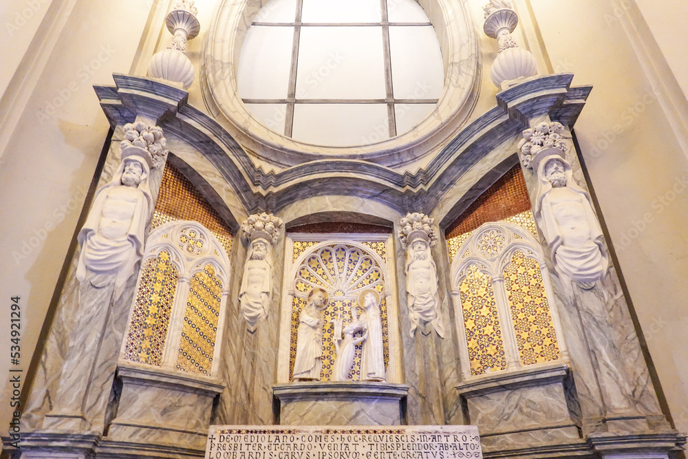 サン・ジョバンニ・イン・ラテラノ大聖堂(ローマの四大バシリカ) StockFoto Adobe Stock