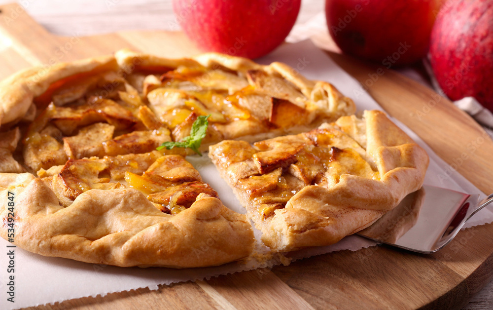 Rustic apple tart, sliced Rustic apple tart, sliced