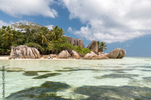 Seychelles beach © Hodossy