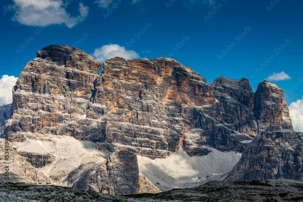 lato Dolomity wędrówka górska