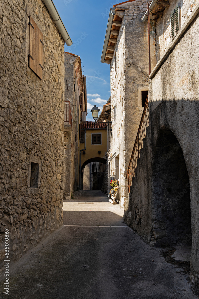 narrow alley in Pican in Croatia